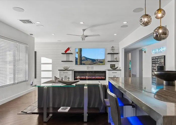 Luxe Retreat *