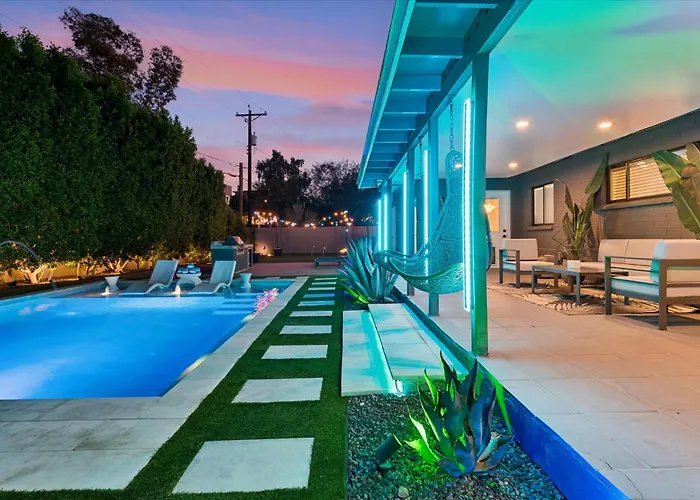 Luxe Retreat